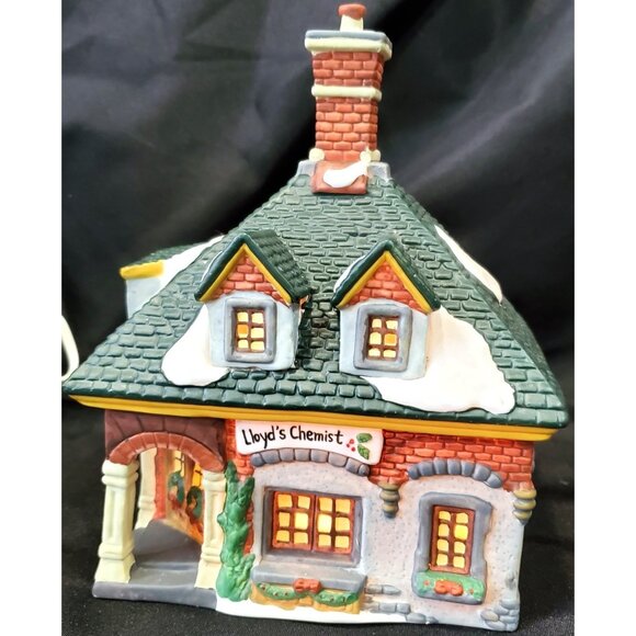 Dickens Towne series LLOYD'S CHEMIST Christmas Village building pharmacy shop - Picture 2 of 9